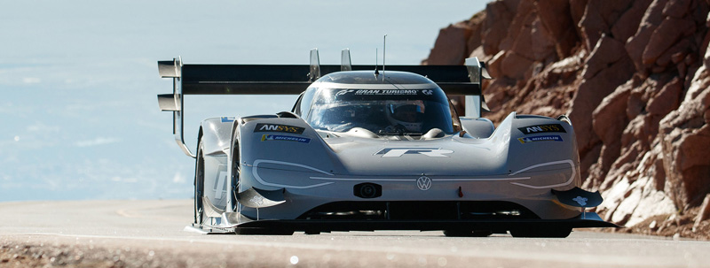 Volkswagen I.D.R Pikes Peak Electric race car record 2018